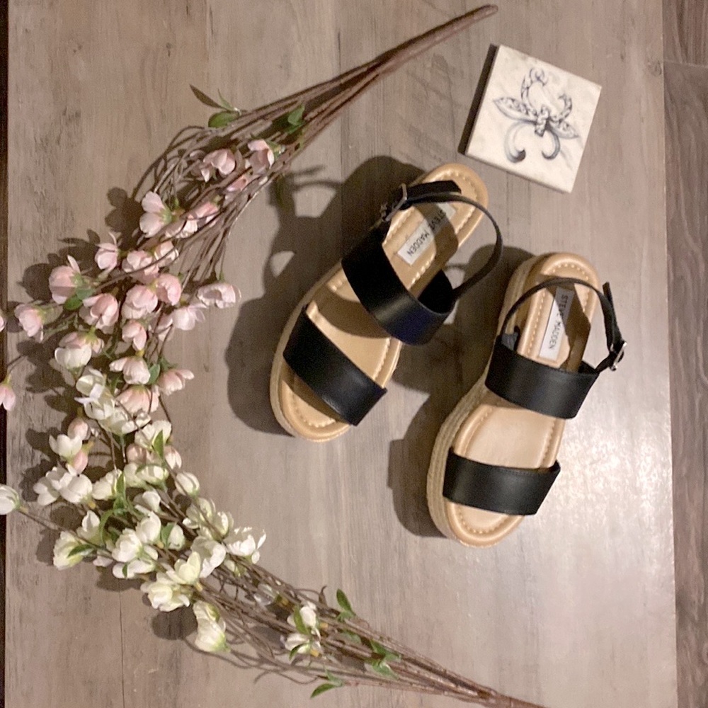Steve Madden Fifer platform sandals